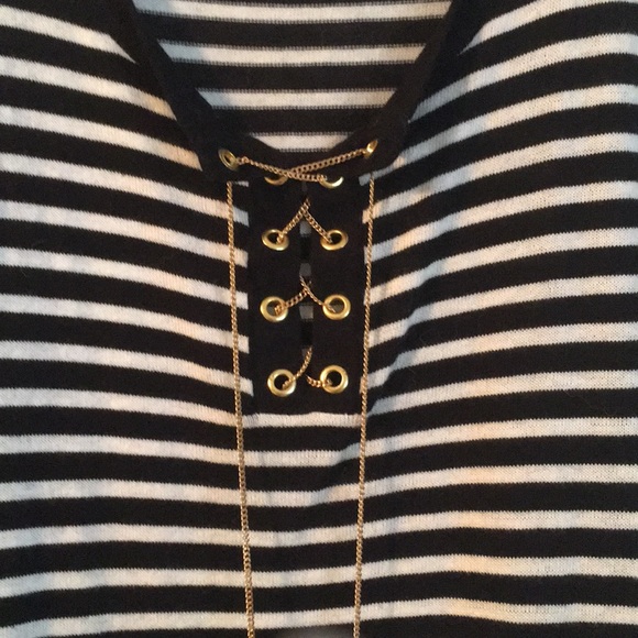 Like new August Silk light sweater sz L - Picture 3 of 5